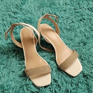 Cute Kelly and Katie Mayla Sandals